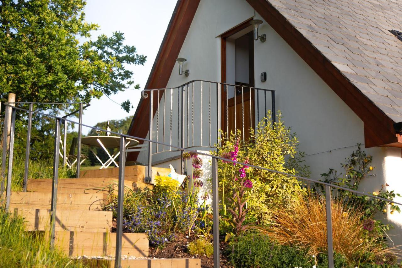 Ferienwohnung The Roost - A Bird'S Eye View In The Countryside Cullompton Exterior foto